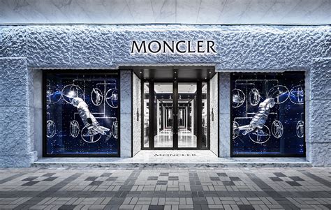 fabbrica di moncler
